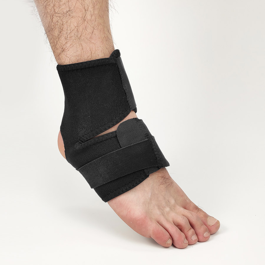 Sportovní elastická ortéza kotníku